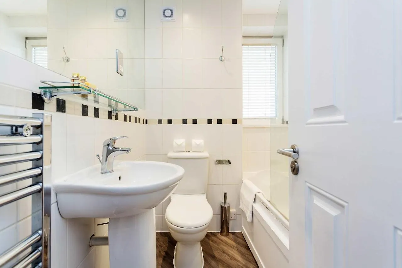 Stayinn Canary Wharf Лондон Апартаменты