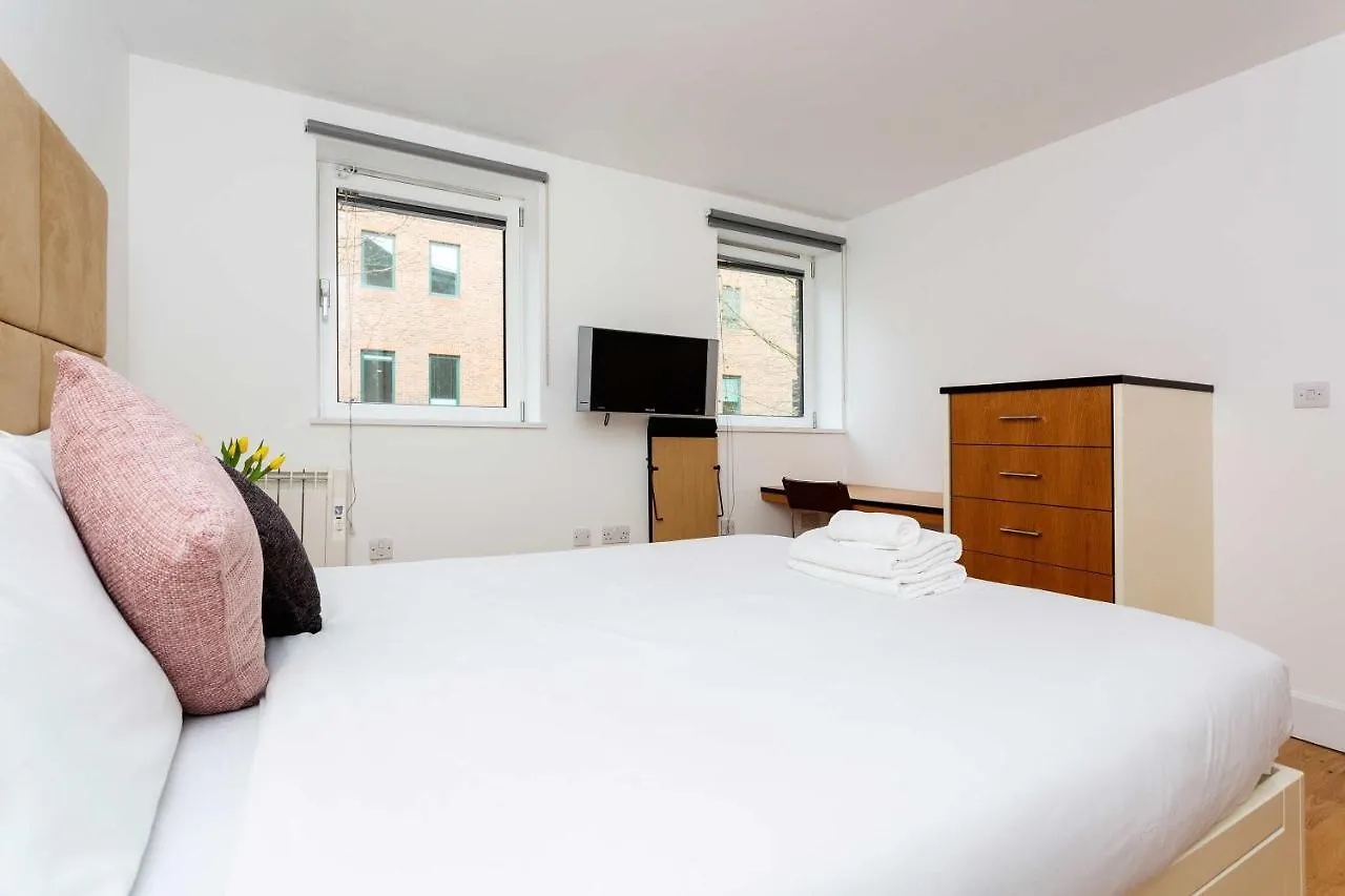 Stayinn Canary Wharf Лондон